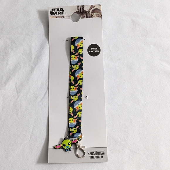 Star Wars The Mandalorian Wrist Lanyard, Grogu Charm Lanyard, Key Lanyard - Picture 1 of 4